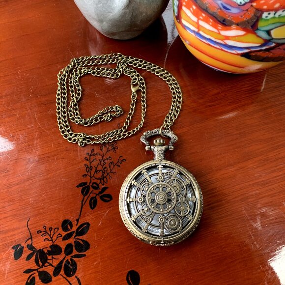 Vintage Style Copper Quartz Pocket Watch - Picture 6 of 11